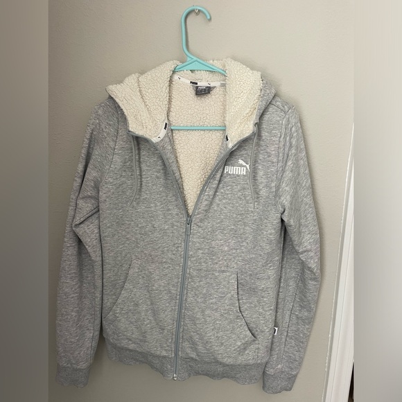 Puma Tops - Puma full zip up with hood